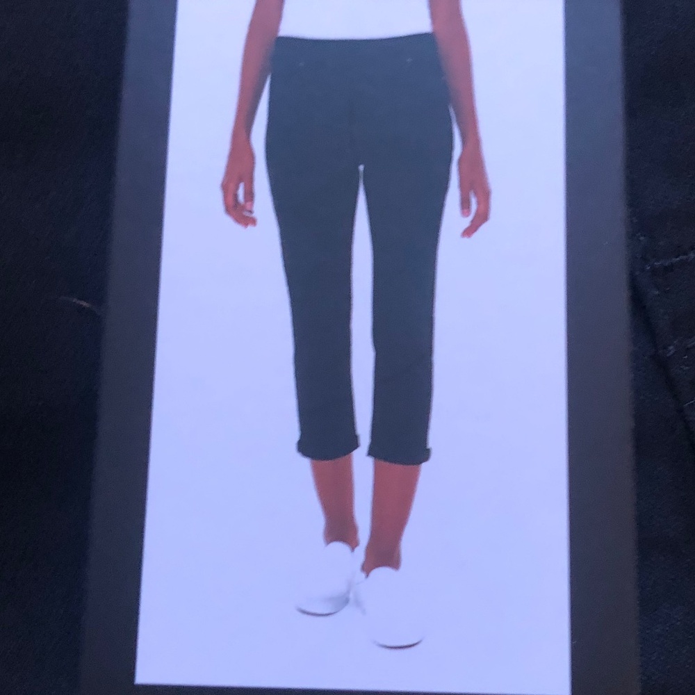 Mario Serrani comfort stretch cuff capri - Size S - Black